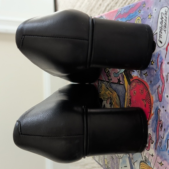 Jeffrey Campbell Simply Pump - Picture 3 of 8